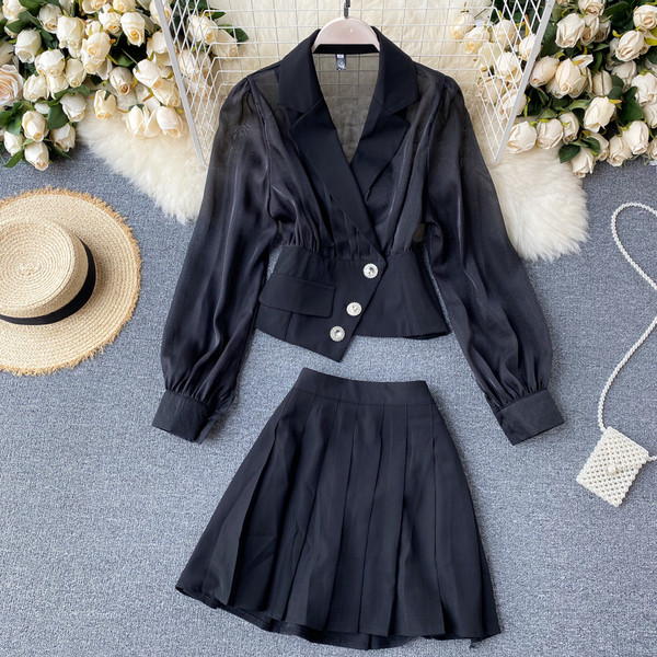 Модерен дамски комплект от риза и пола 