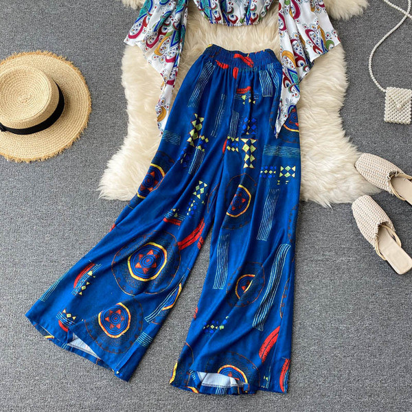 Модерен дамски комплект от блуза с паднали ръкави и панталон 