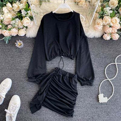 Дамски комплект от пола с висока талия и блуза с голи рамене