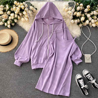 Дамски комплект от рокля и суичър с качулка