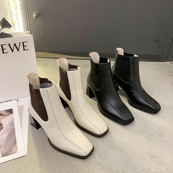 Стилни дамски боти от еко кожа с 7см ток