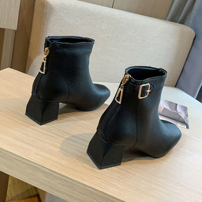 Дамски стилни боти с катарама от еко кожа