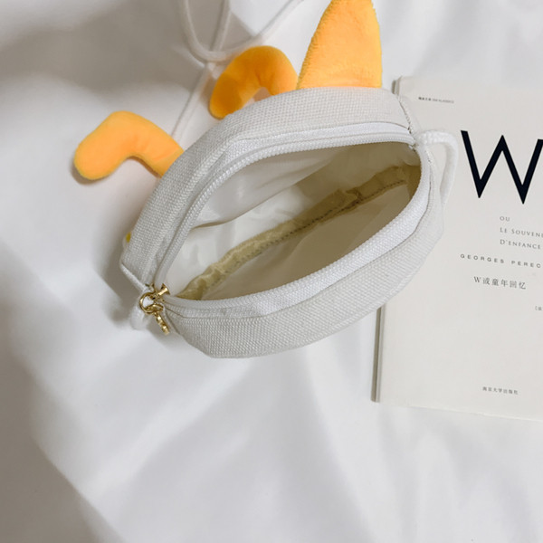 Малка детска чанта за рамо с 3D елемент