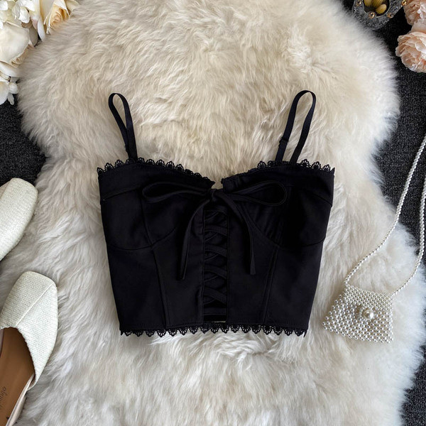 Дамски потник с тънки презрамки и връзки 