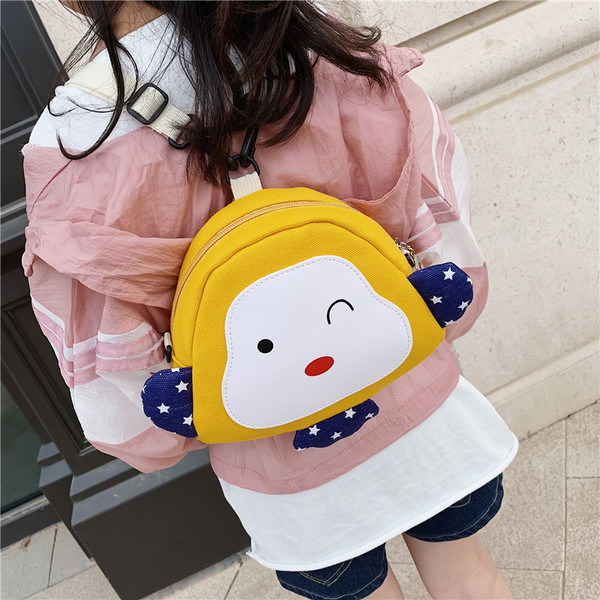 Нов модел детска раница с 3D елемент