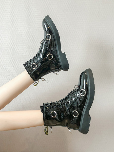 Актуални дамски боти от еко кожа с връзки и метални елементи