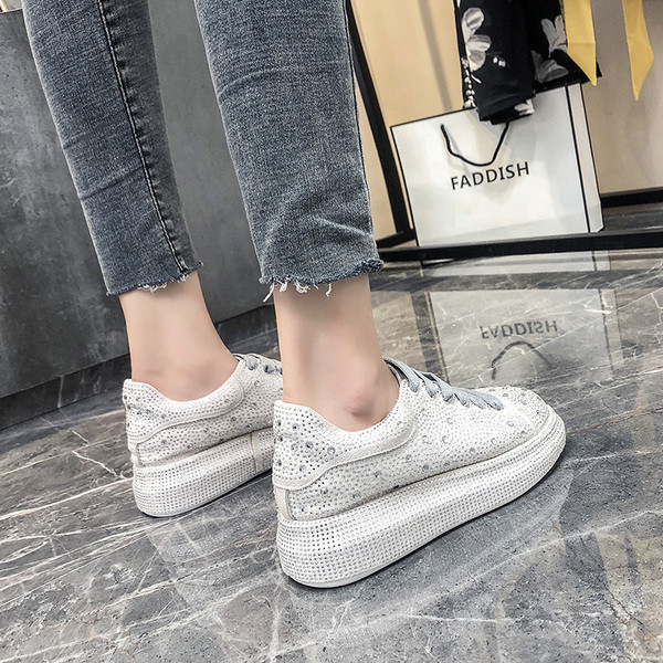 ХИТ Дамски модерни есенни кецове с елемент -камъни 