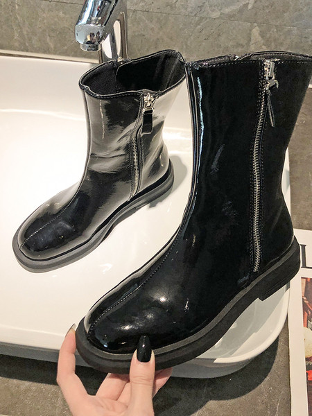 Лачени дамски боти с равна подметка и ципове