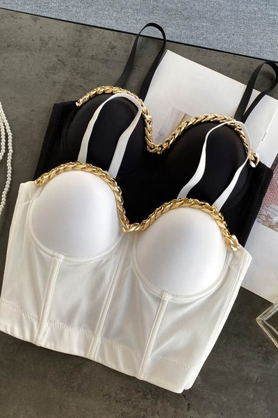 Модерно дамско бюстие с тънки презрамки и метален елемент