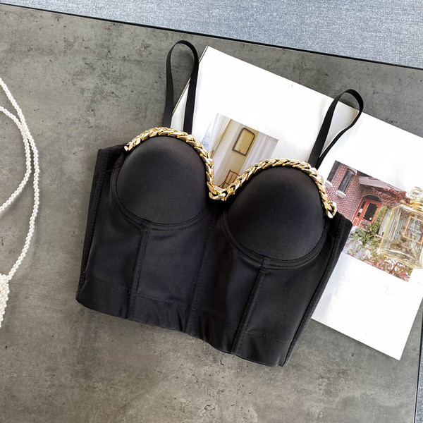 Модерно дамско бюстие с тънки презрамки и метален елемент