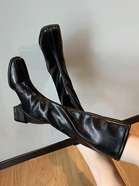 Дамски кожен ботуши с дебел 3 см ток в черен цвят