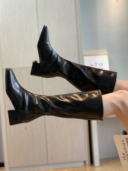 Дамски кожен ботуши с дебел 3 см ток в черен цвят