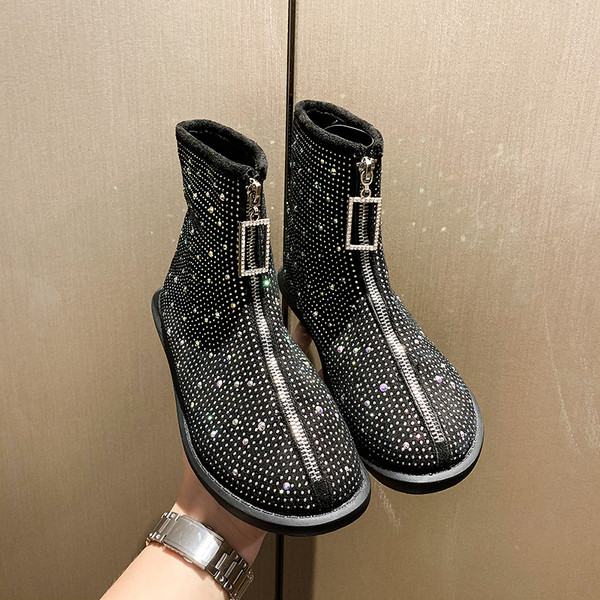 Ženske moderne čizme sa elementom kamenja