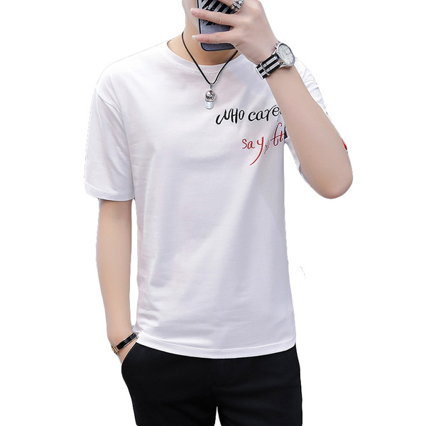 Muška majica s vezom i ovalnim izrezom