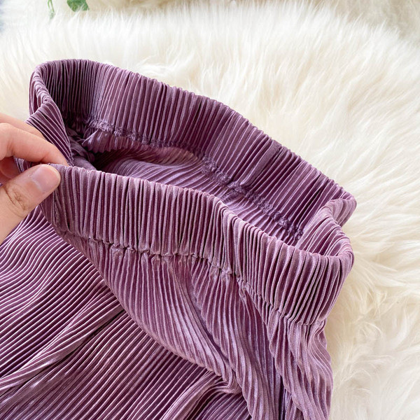 Elegantne široke ženske hlače s visokim strukom