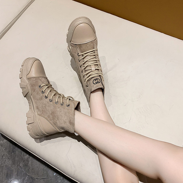 Ženske čizme od brušene kože s vezicama