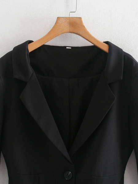 Moderna ženska jakna Slim model crne boje