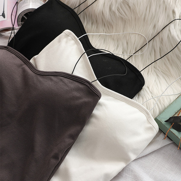 Novi model kratke ženske majice bez rukava na tanke naramenice