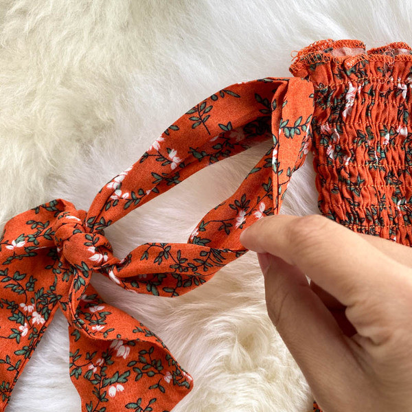 Ženski komplet hlača i topa visokog struka