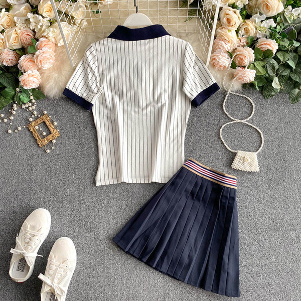 Ženski komplet bluza sa kragnom i suknja