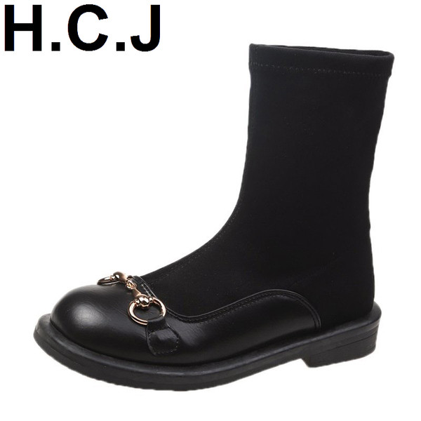 Ženske moderne čizme s metalnom kopčom i ravnim potplatom