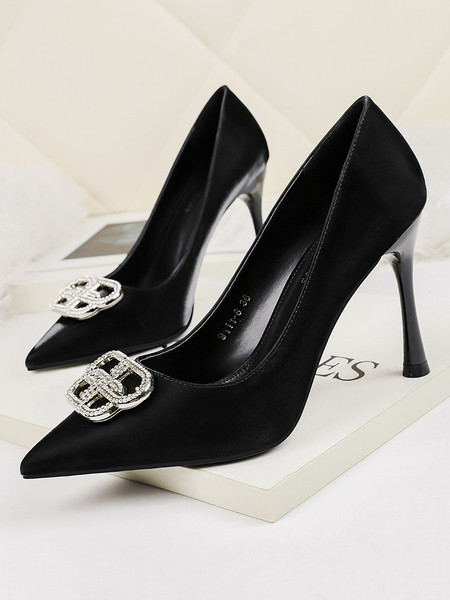 NOVI model ženskih elegantnih cipela na visoku petu sa kamenčićima i metalnim elementom