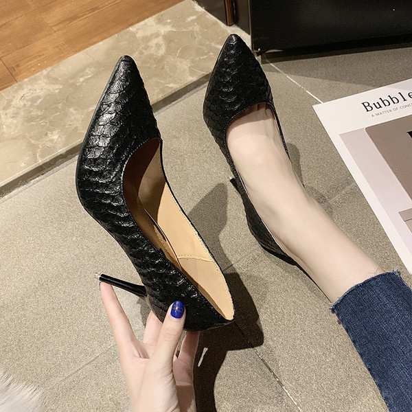 Ženski špic model sa tankom petom od 6 cm - eko koža