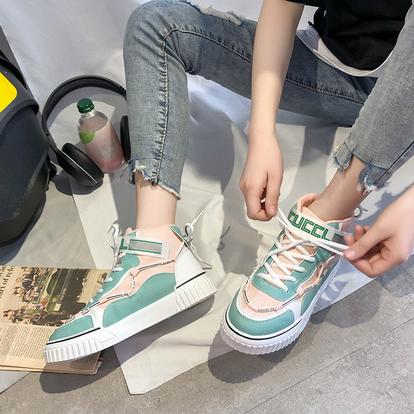 Šarene ženske kožne tenisice s ravnim potplatom