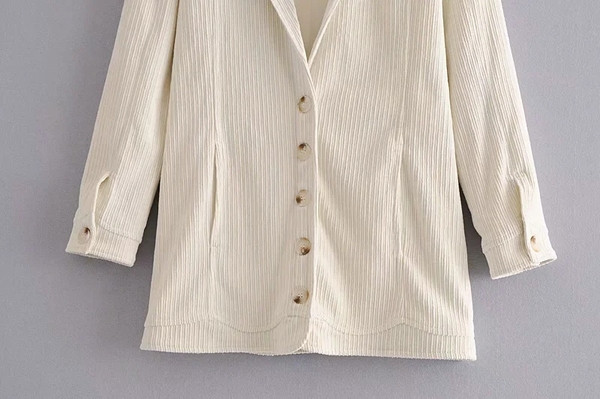 Ženska ležerna jakna sa špic izrezom i dugim rukavima