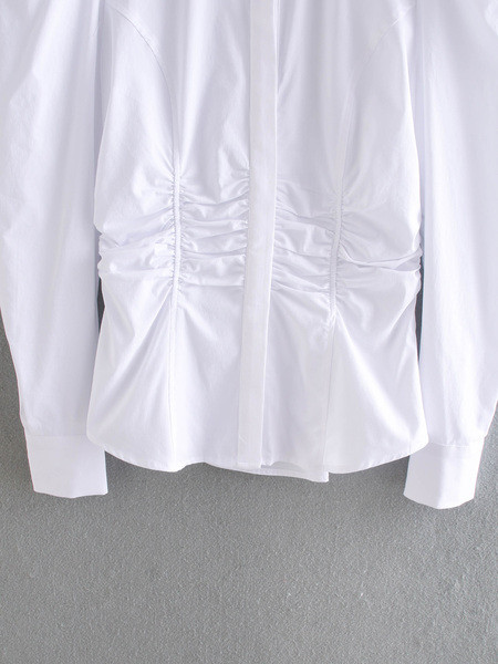 Novi model ženske košulje - sa klasičnom kragnom u bijeloj boji