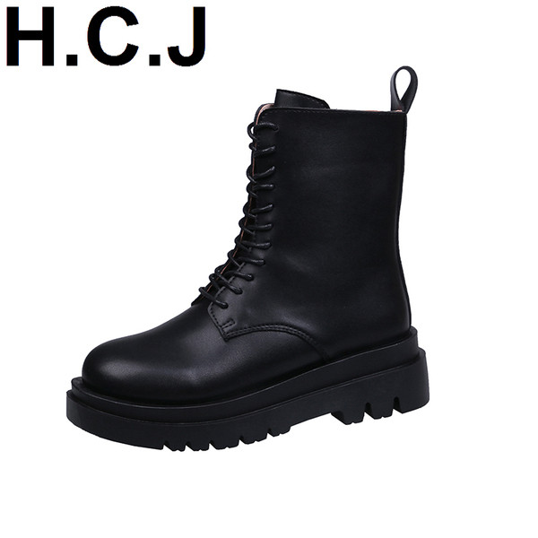 Ženske kožne čizme s mekom postavom