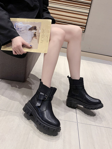 Musta värvi krobelise tallaga vabaaja naiste saapad