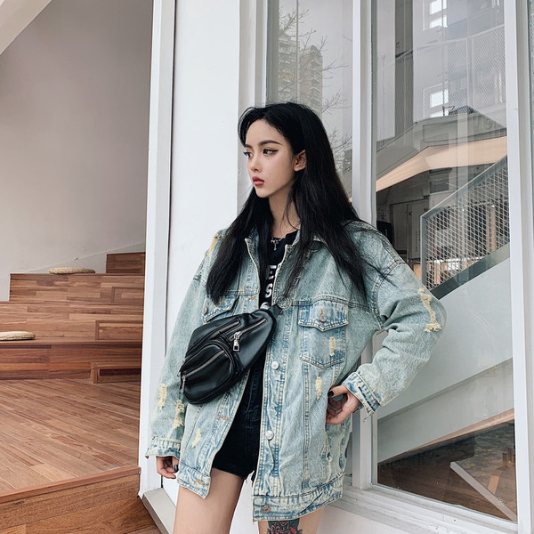 Moderna široka traper jakna s printom u boji