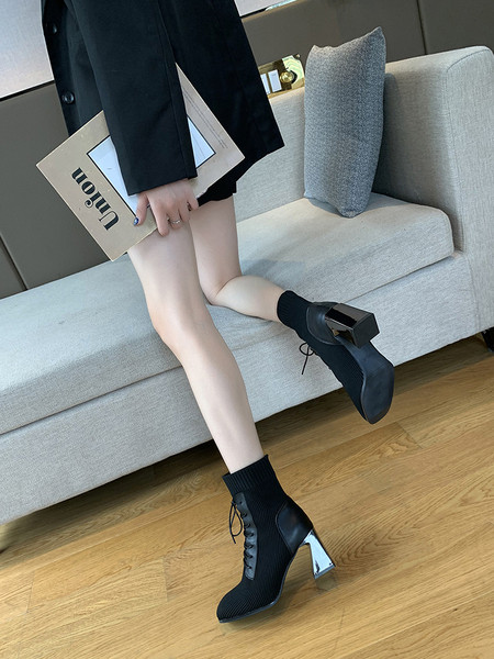 Paeltega ja 7 cm kontsaga naiste saapad tekstiilist