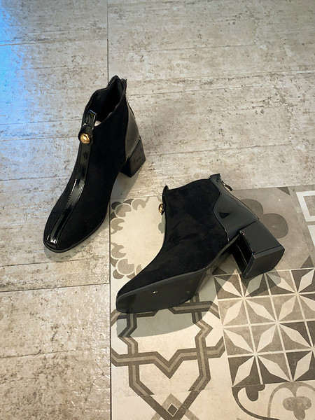 Moodsad 6 cm paksuse kontsaga naiste saapad - öko seemisnahk