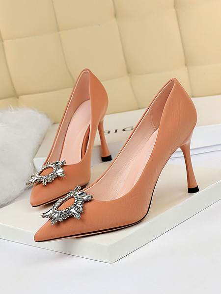 Elegantsed naiste kõrge kontsaga kingad läikiva metallelemendiga