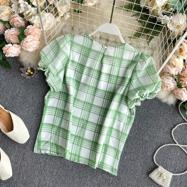 Zeleni ženski komplet bluza kratkih rukava i suknja