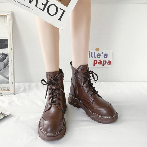 Naiste vabaaja saapad ökonahast luku ja paeltega