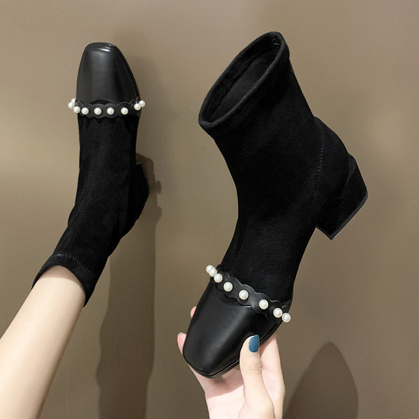 Moodsad pärlitega naiste saapad 4,5 cm kontsaga