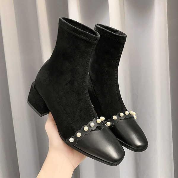 Moodsad pärlitega naiste saapad 4,5 cm kontsaga