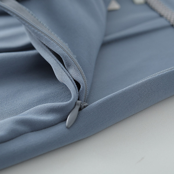 Moodsad kõrge vöökohaga naiste püksid – sirge mudel