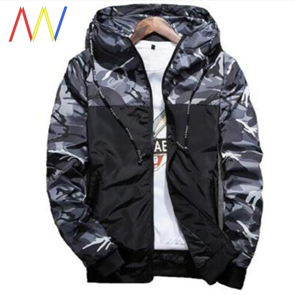 Meeste vabaaja jope kamuflaažmustri ja kapuutsiga