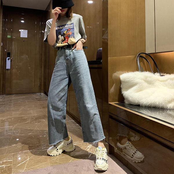 Kareda talla ja värviliste kividega aktuaalne naistemaraton