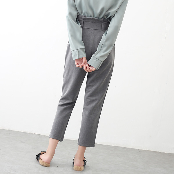 Naiste kõrge vöö ja vööga püksid - pikkus 9/10