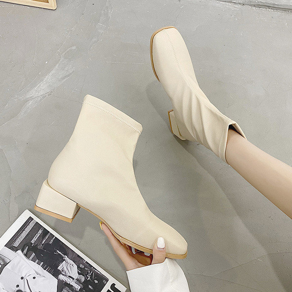 Eko bőrből készült stílusos női csizma 4 cm-es sarokkal