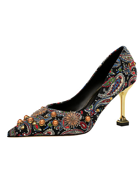 Elegáns női magassarkú cipő ÚJ modell fém elemmel, mintával