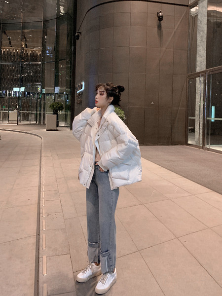 Női alkalmi téli hosszú kabát magas gallérral és zsebekkel