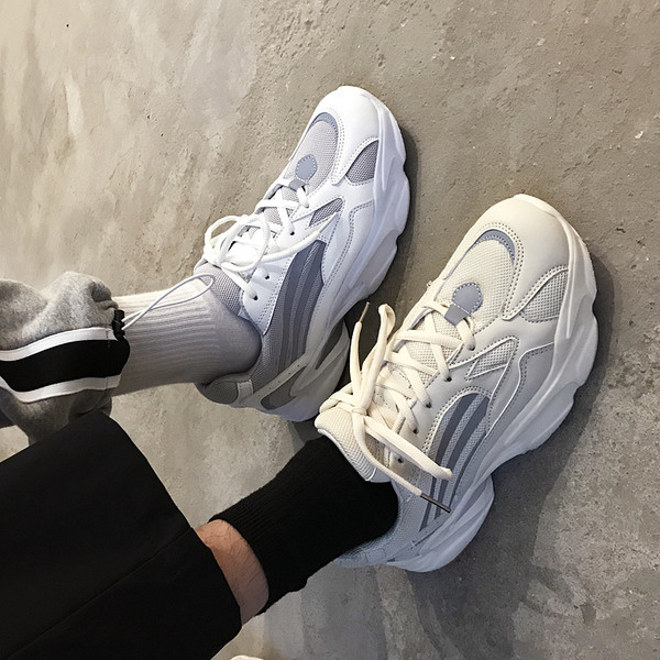 Alkalmi férfi tornacipő fűzős - két modell