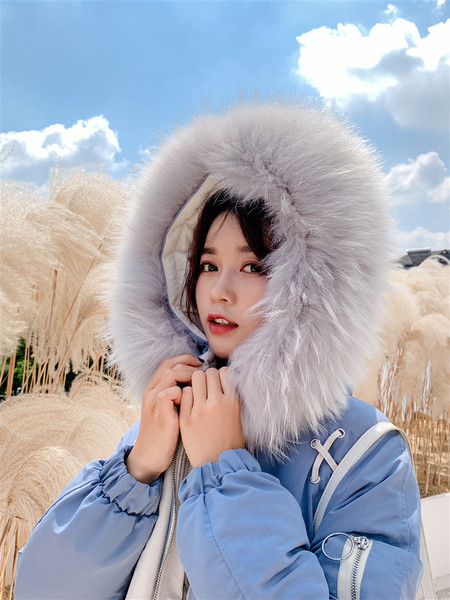 ÚJ modell női hosszú téli kabát kapucnival és pehellyel