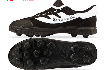 Vyriškos tekstilės sagos – keli modeliai